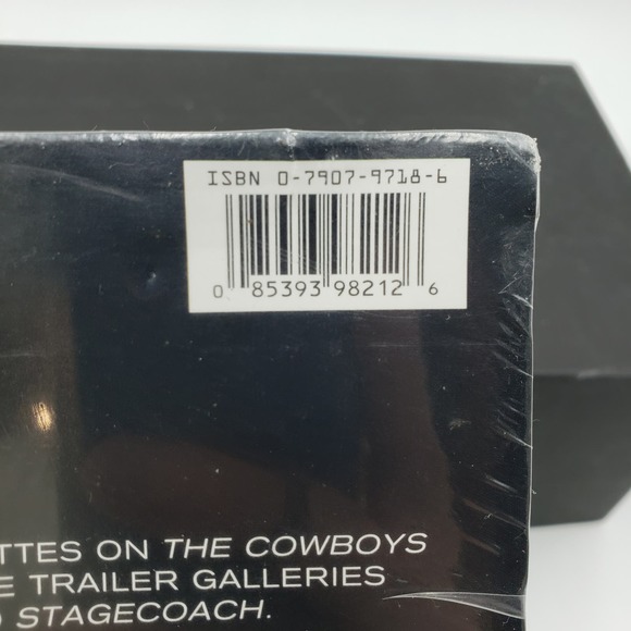 John Wayne Signature Collection 4 Disc DVD Box Set Rio Bravo Stagecoach Cowboys - Picture 5 of 6